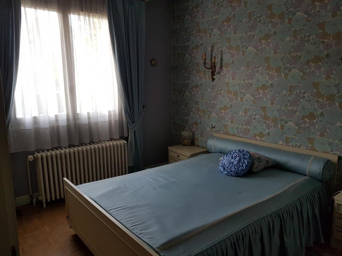 Chez Romy Villa Amilly  Екстериор снимка